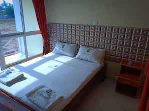Premium bedding, free WiFi, bed sheets - Diplomat Diani Beach Resort (Diani Beach)