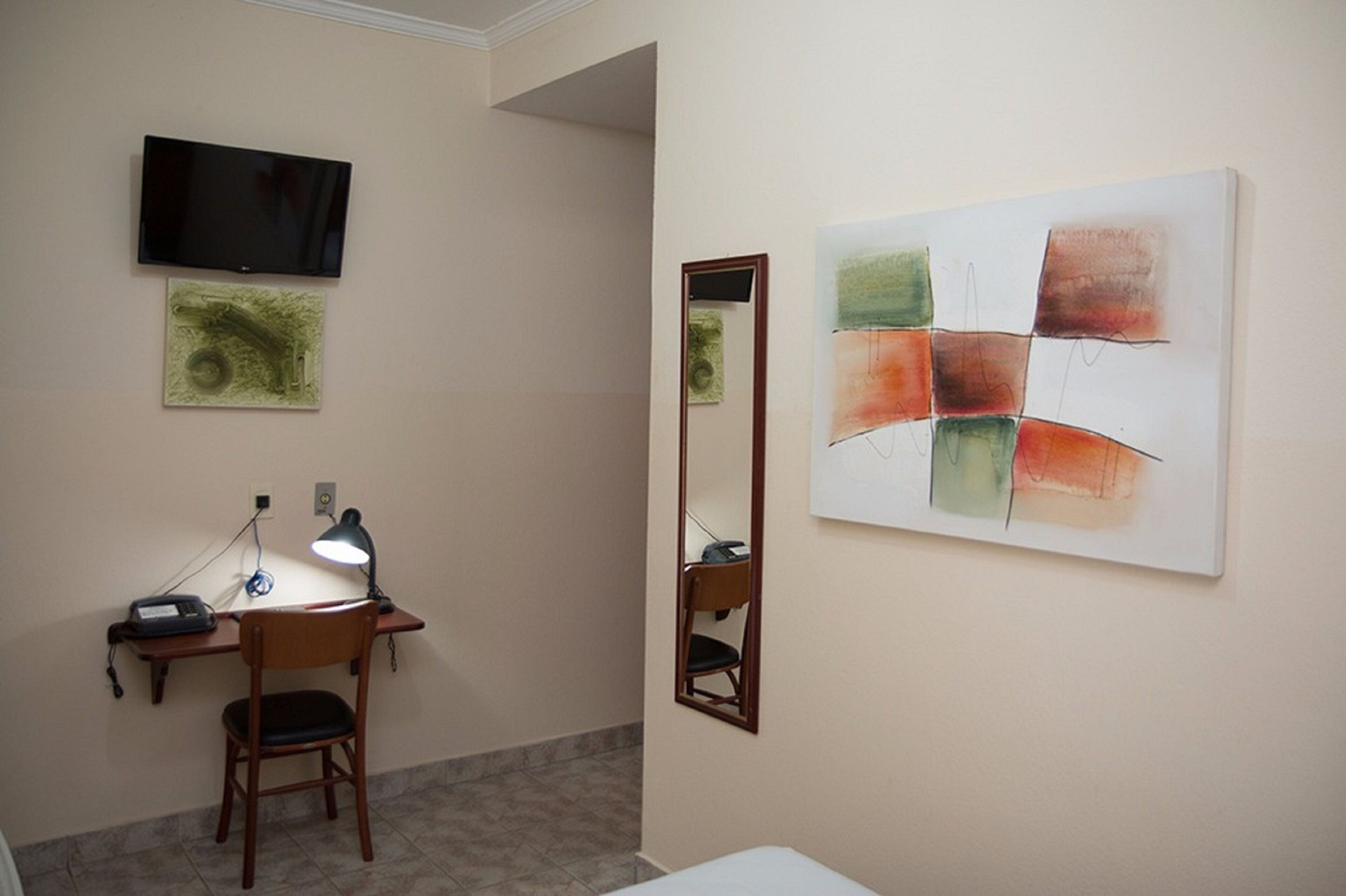 standard double room | 1 bedroom, hypo-allergenic bedding, minibar, desk