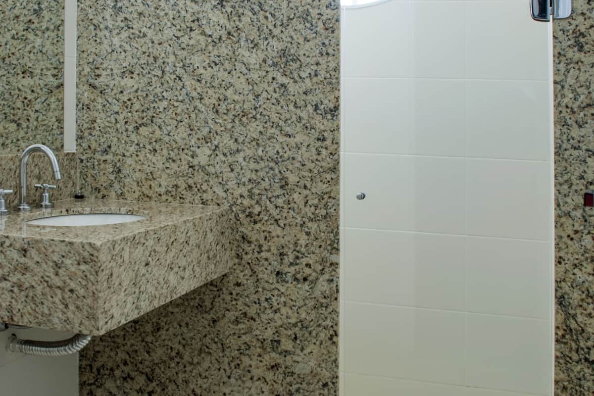 executive double or twin room | bathroom | shower, hair dryer, towels, soap