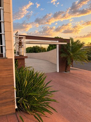 Front of property - Hotel Galead (Santa Barbara d'Oeste)