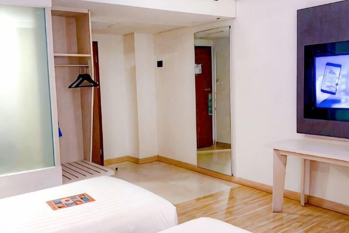 Minibar, in-room safe, desk, soundproofing