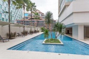 2 outdoor pools - Marc Residence KLCC Suites (Kuala Lumpur)