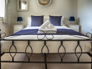 Luxury Cottage, Private Bathroom | 3 bedrooms - Greystones Cottage (Cheltenham)