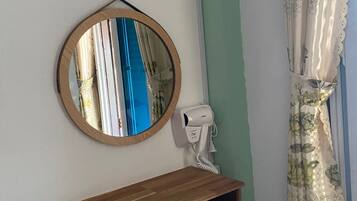 Economy Double Room, 1 Double Bed, Non Smoking | Living area | Flat-screen TV