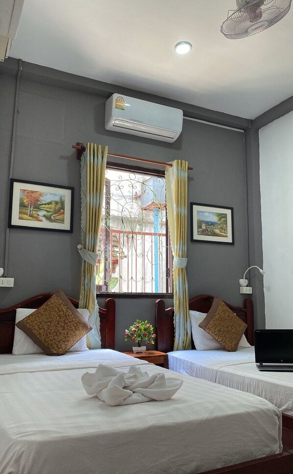 Superior Twin Room, 2 Single Beds, Non Smoking - Villa Thavisouk Legend - Luang Prabang (Luang Prabang)