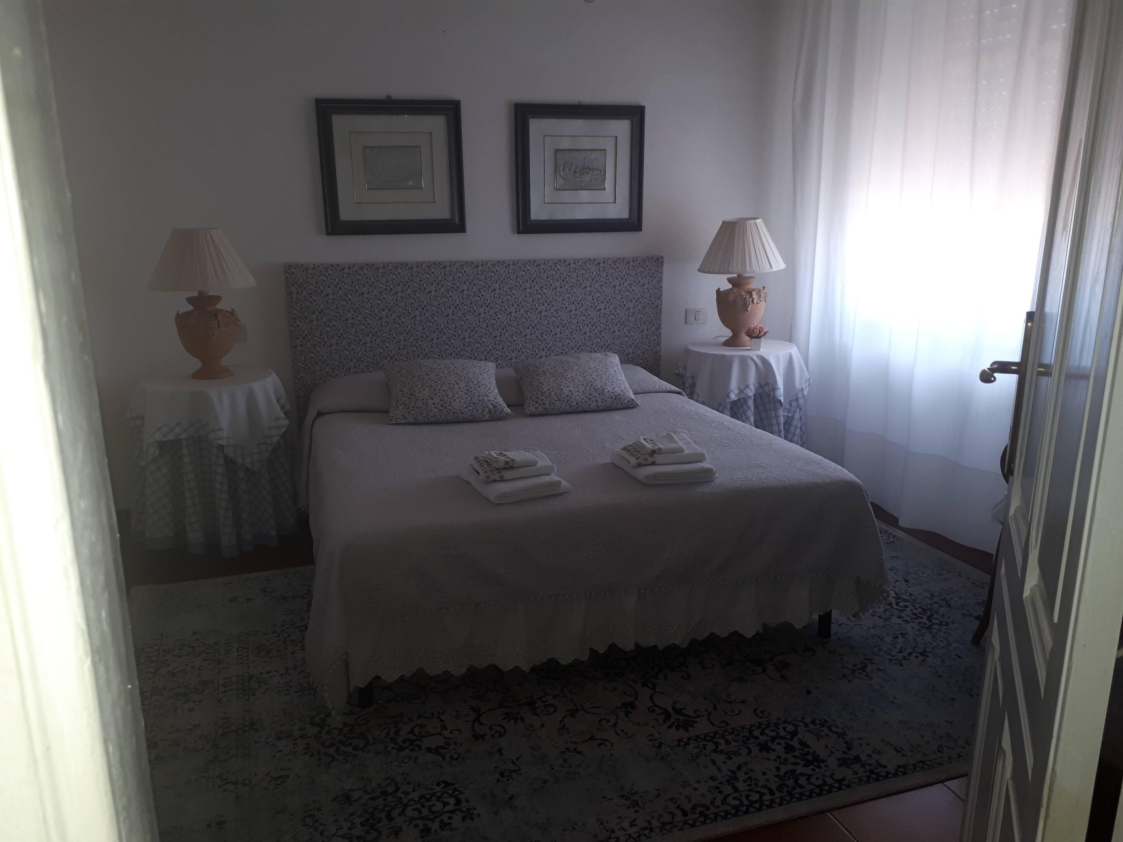 2 chambres, bureau, fer et planche à repasser, Wi-Fi gratuit