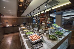 Buffet breakfast for a fee - Atour S Hotel South Gate Xian (Xi'an)