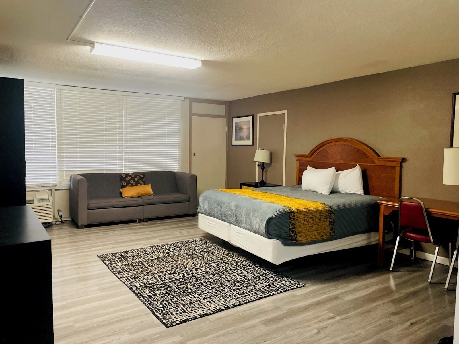 Deluxe Single Room | Desk, free WiFi, bed sheets