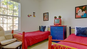 Comfort 3 Bedroom Villa with Pool Access