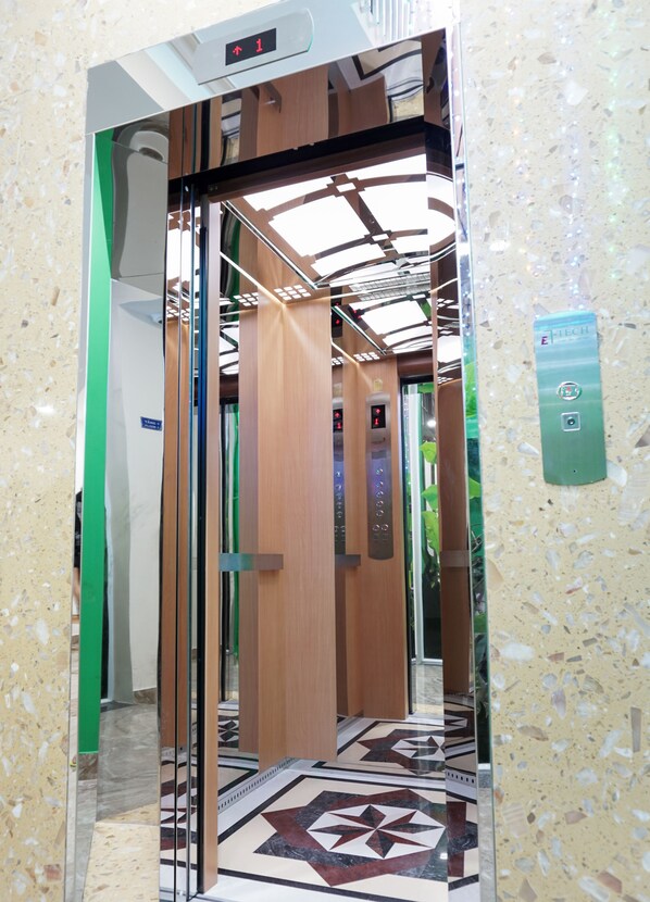 Interior - Hung Long Hostel (Hue)