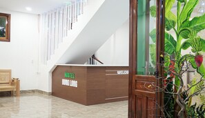 Lobby - Hung Long Hostel (Hue)