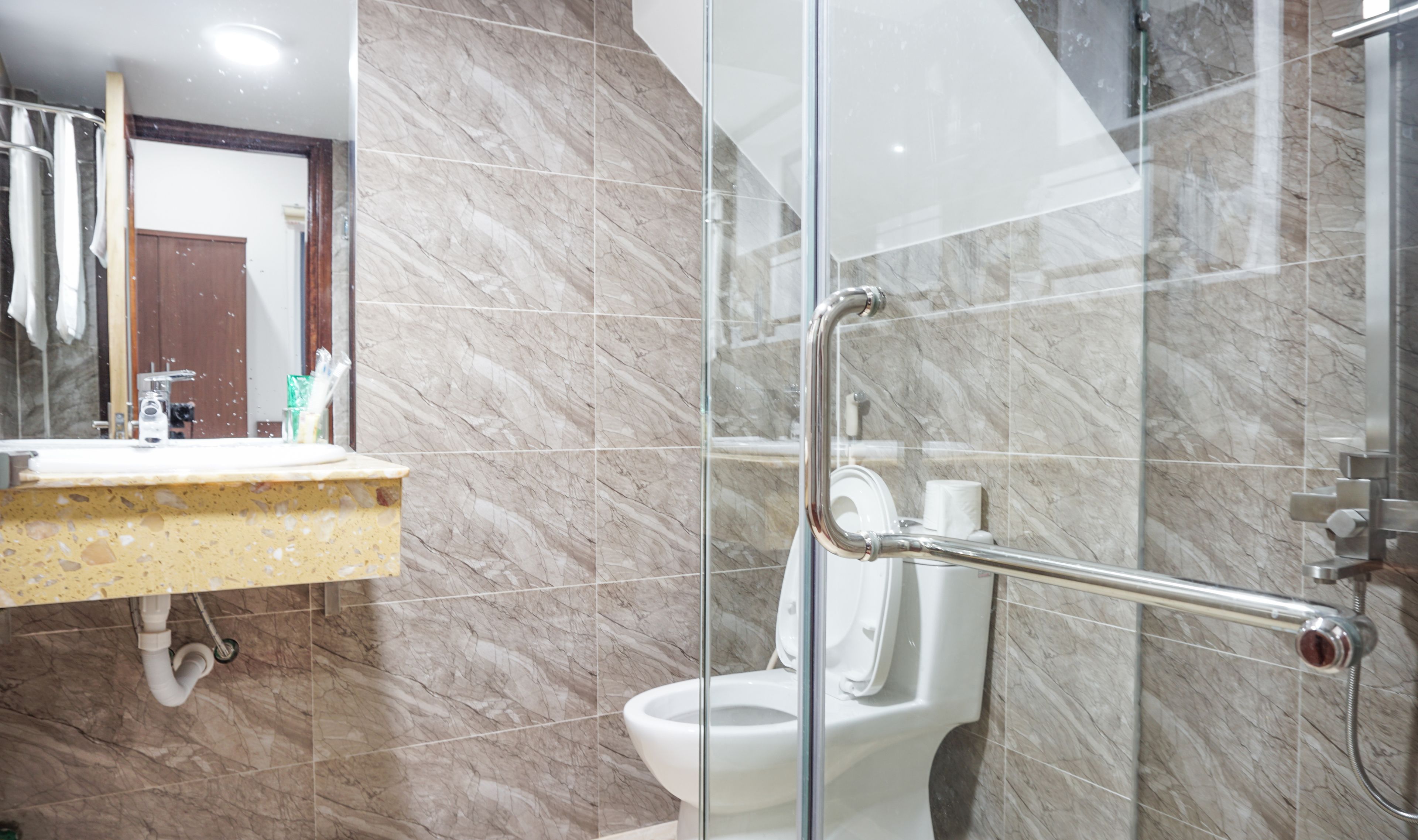 Foto - Hưng Long Hostel