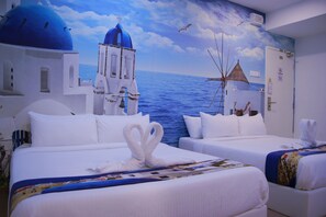 Desk, iron/ironing board, free WiFi, bed sheets - Santorini Hotel Melaka (Malacca City)