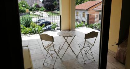 Casa con giardino