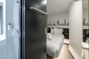 Standard Double Room without Window | Accès au Wi-Fi (inclus), literie fournie