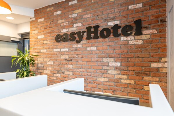 Lobby - Easyhotel London Victoria (London)
