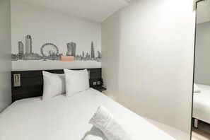 Standard Double Room without Window | 免费 WiFi、床单