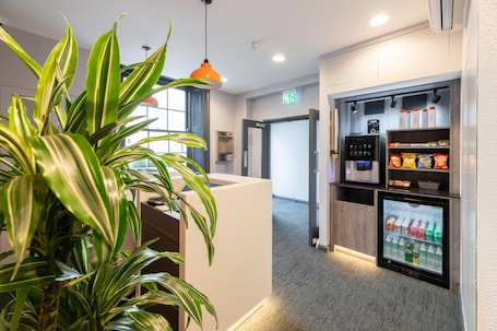 Reception. Easyhotel London Victoria