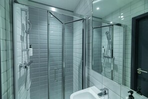 Chambre familiale | Salle de bain