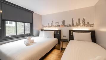 Family Triple Room | Free WiFi, bed sheets