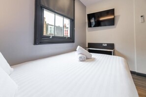 Chambre familiale | Accès au Wi-Fi (inclus), literie fournie