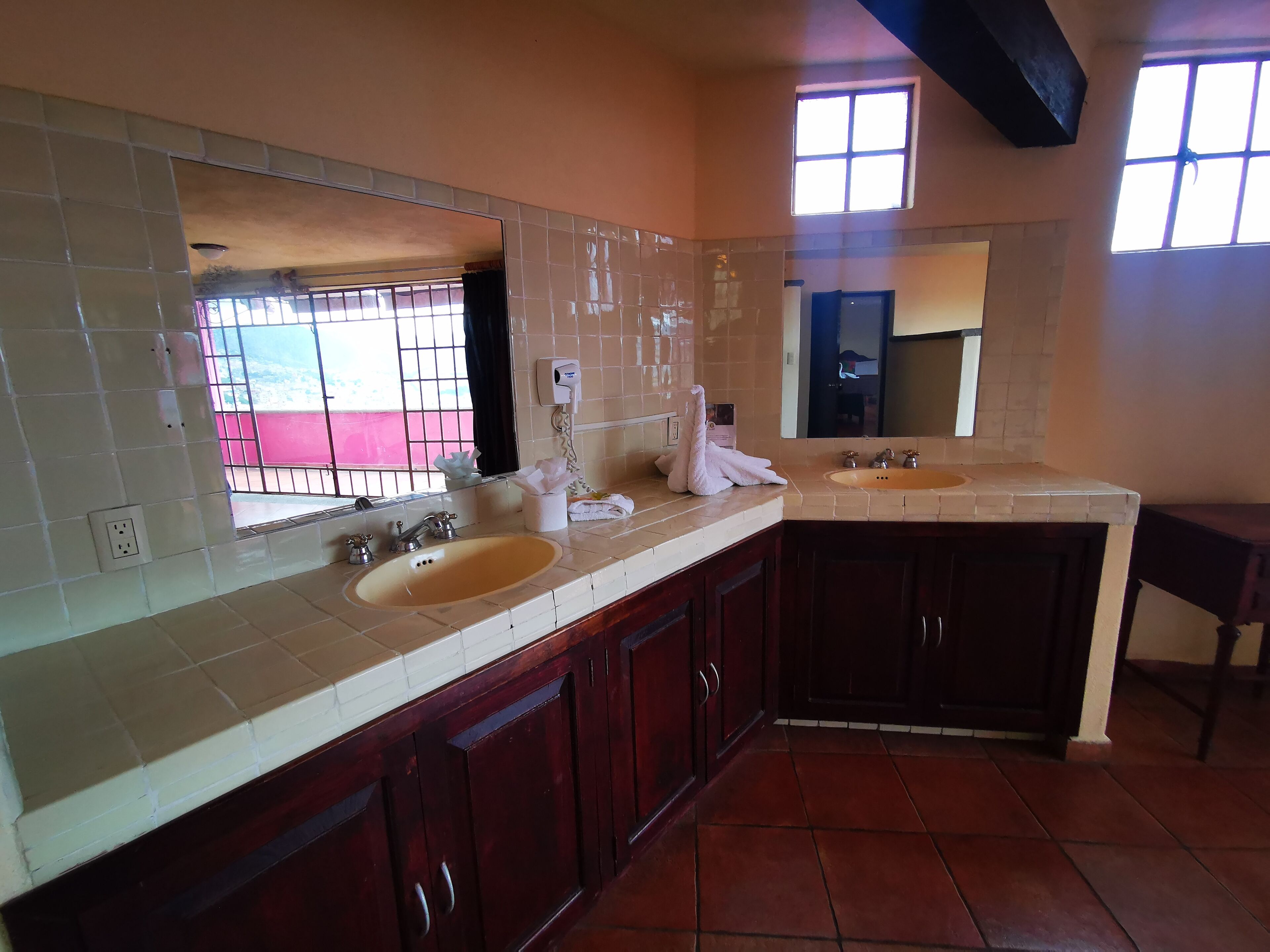 Photo - Hotel Chocolate Suites