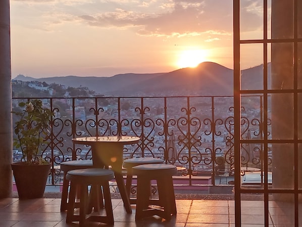 City view from property - Hotel Chocolate Suites (Guanajuato)