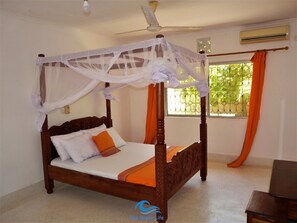 4 bedrooms, in-room safe, iron/ironing board, WiFi - Kenda villa is a holiday home located in diani beasch 2.3 km from  (Diani Beach)
