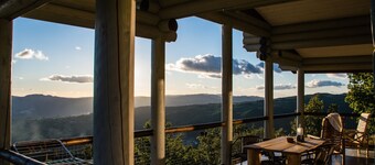 Mountain Log Cabin ~ Serra da Cabreira ~ for nature lovers & peace seekers