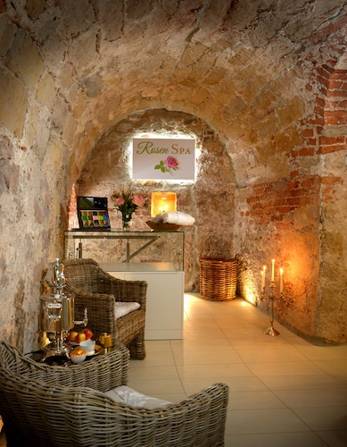 Romantik Hotel Burgkeller & Residenz Kerstinghaus