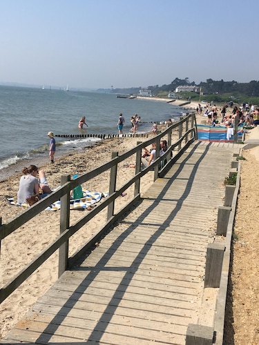 Stunning Rustic Home with Log Burner,  New Forest District