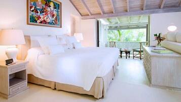 6 bedrooms, in-room safe, desk, iron/ironing board