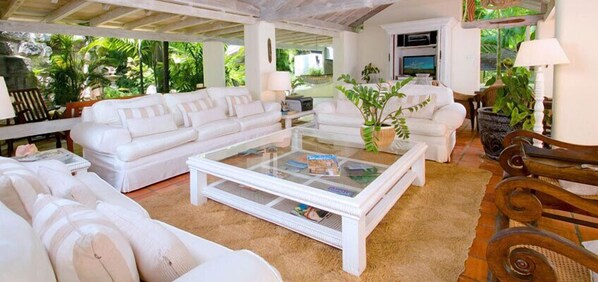 Televisión de pantalla plana 