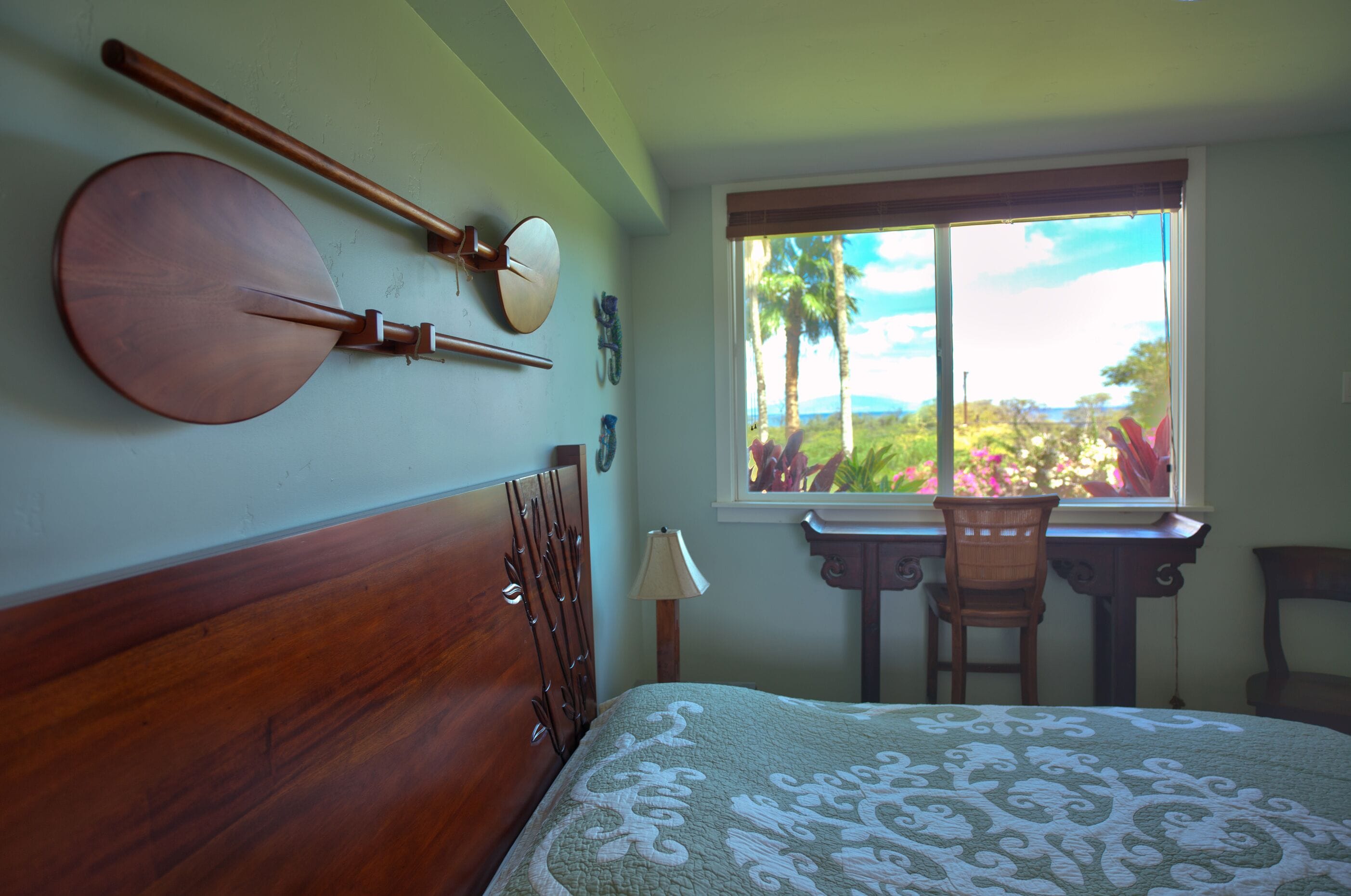 2 bedrooms, in-room safe, desk, iron/ironing board