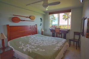 2 bedrooms, in-room safe, desk, iron/ironing board