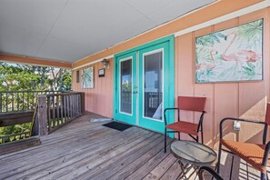 Terrace/patio - Beautiful Beach House! (Gulf Shores)