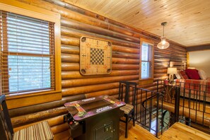 Interior - Riverside Home Near Outdoor Activities (Boone)
