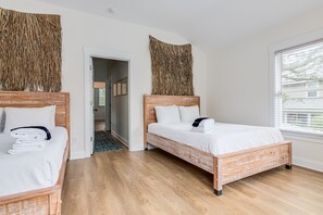 4 chambres, fer et planche à repasser, Wi-Fi gratuit, draps fournis
