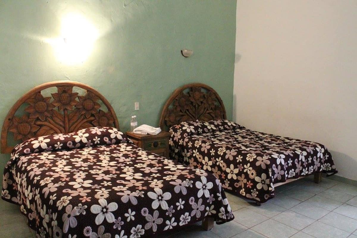 Basic Twin Room