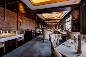 Dining - Alhar (Lubliniec)