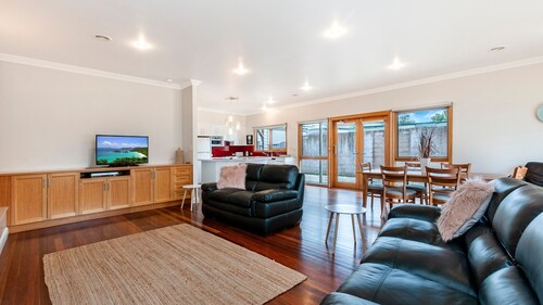 Family home in the centre of Port Fairy