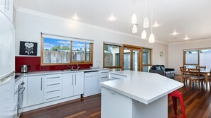 Fridge, microwave, oven, stovetop - Family home in the centre of Port Fairy (PORT FAIRY)