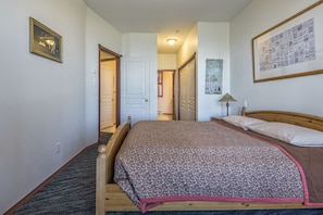 2 chambres, accès au Wi-Fi (inclus), literie fournie