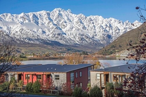 Hotel styled room at Frankton Marina