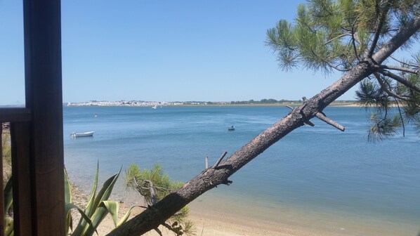 In Strandnähe, Liegestühle