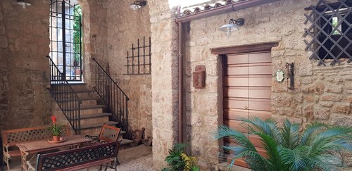 Palazzo Urbani Apartment: Your retreat in the heart of Orvieto