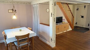Dining - Lovingly restored half-timbered house in a romantic city center location (Sachsen-Anhalt)