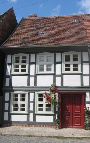Lovingly restored half-timbered house in a romantic city center location