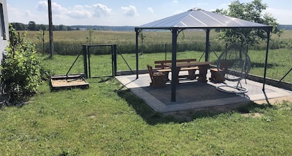 Pure NATURE, WiFi, 6 bicycles, garage, satellite TV, Internet incl. Extra costs!!!
