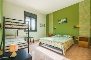 3 bedrooms, soundproofing, iron/ironing board, travel cot